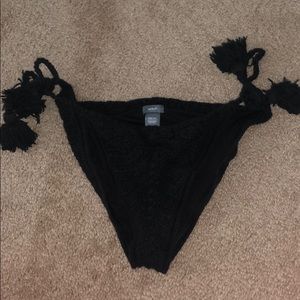 Crochet bikini bottoms
